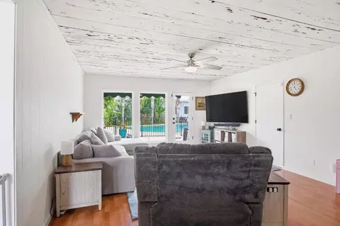 Living - 3501 North Ave, Modesto, CA 95358 photo 2 of 3
