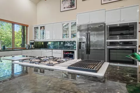 Kitchen - 12091 Mierkey Rd, Jackson, CA 95642 photo 2 of 8