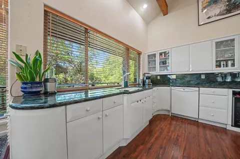 Kitchen - 12091 Mierkey Rd, Jackson, CA 95642 photo 5 of 8