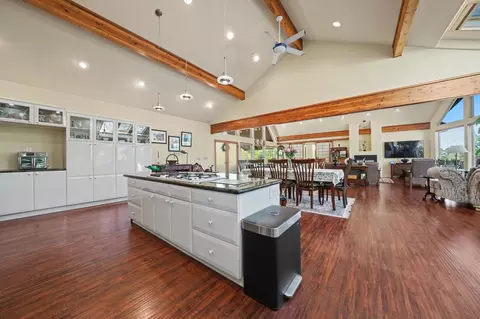 Kitchen - 12091 Mierkey Rd, Jackson, CA 95642 photo 6 of 8