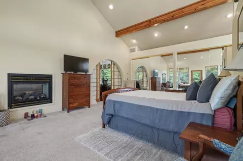 Bedroom - 12091 Mierkey Rd, Jackson, CA 95642 photo 4 of 11