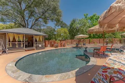 5770 Hoffman Ln, Fair Oaks, CA 95628