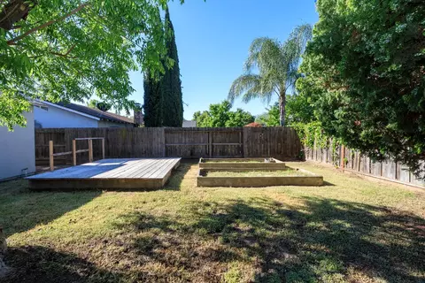 Exterior - 4101 Blue Bird Dr, Modesto, CA 95356 photo 10 of 16