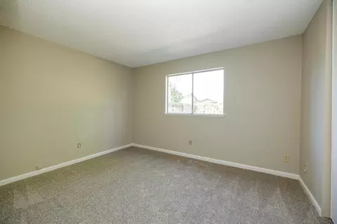 Bedroom - 4101 Blue Bird Dr, Modesto, CA 95356 photo 1 of 8