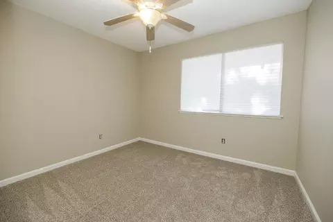 Bedroom - 4101 Blue Bird Dr, Modesto, CA 95356 photo 5 of 8