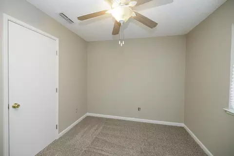 Bedroom - 4101 Blue Bird Dr, Modesto, CA 95356 photo 6 of 8