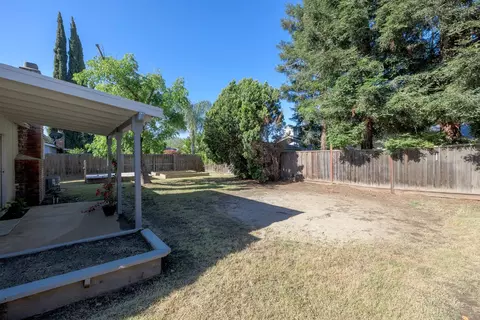 Exterior - 4101 Blue Bird Dr, Modesto, CA 95356 photo 7 of 16
