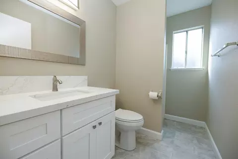 Bath - 4101 Blue Bird Dr, Modesto, CA 95356 photo 1 of 4