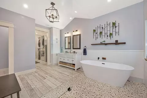 Bath - 8650 E Highway 12, Lodi, CA 95240 photo 6 of 6