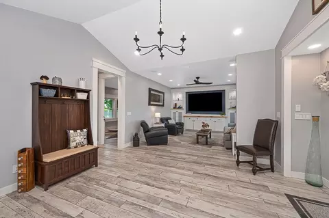 Entry Way - 8650 E Highway 12, Lodi, CA 95240 photo 3 of 4