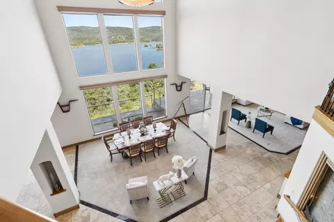Dining - 3797 Mountainview Dr, Loomis, CA 95650 photo 2 of 7