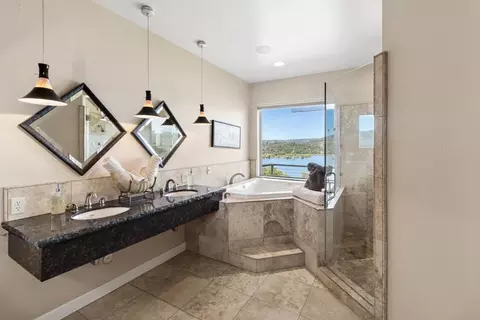 Bath - 3797 Mountainview Dr, Loomis, CA 95650 photo 1 of 7