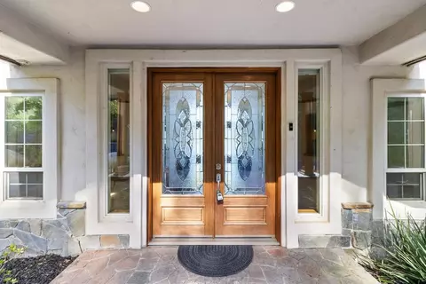 Entry Way - 3797 Mountainview Dr, Loomis, CA 95650 photo 2 of 14