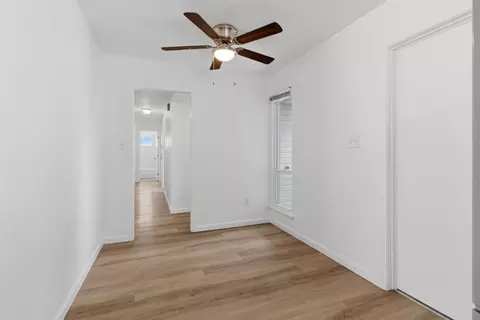 Entry Way - 5501 Kermit Ln, Stockton, CA 95207 photo 4 of 5