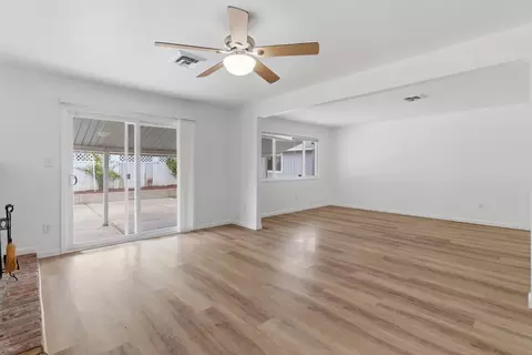 Living - 5501 Kermit Ln, Stockton, CA 95207 photo 2 of 7