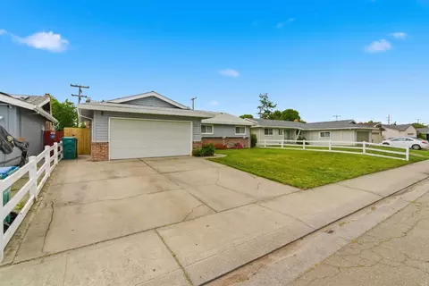 Exterior - 5501 Kermit Ln, Stockton, CA 95207 photo 2 of 7