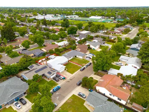 View/Area - 5501 Kermit Ln, Stockton, CA 95207 photo 9 of 15