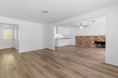 Living - 5501 Kermit Ln, Stockton, CA 95207 photo 6 of 7