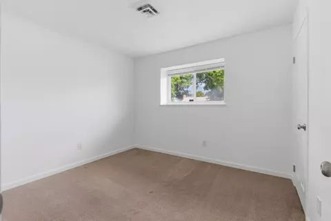 Bedroom - 5501 Kermit Ln, Stockton, CA 95207 photo 2 of 5