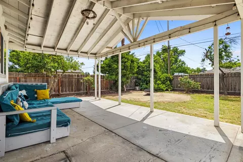 Exterior - 244 Emerson Ave, Modesto, CA 95350 photo 5 of 7