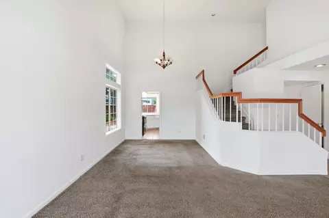 Living - 635 Menay Dr, Tracy, CA 95376 photo 1 of 5