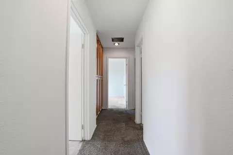 Entry Way - 635 Menay Dr, Tracy, CA 95376 photo 2 of 2