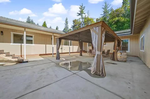 Exterior - 12511 Tabeaud Rd, Pine Grove, CA 95665 photo 4 of 12