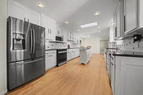 Kitchen - 12511 Tabeaud Rd, Pine Grove, CA 95665 photo 4 of 5