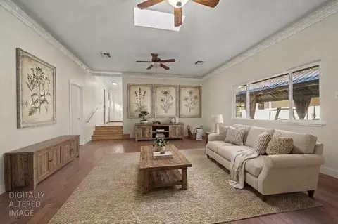 Living - 12511 Tabeaud Rd, Pine Grove, CA 95665 photo 5 of 10