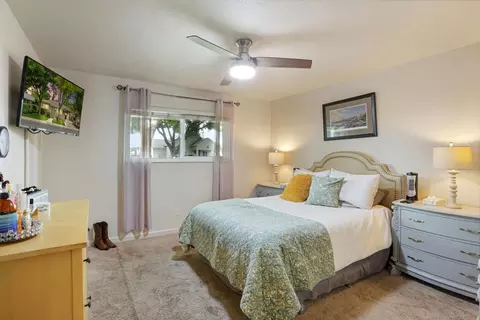Bedroom - 134 E Washington St, Ripon, CA 95366 photo 4 of 6