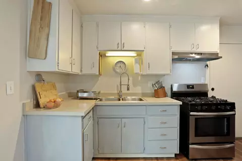 Kitchen - 134 E Washington St, Ripon, CA 95366 photo 2 of 4