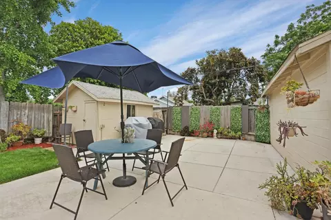 Exterior - 134 E Washington St, Ripon, CA 95366 photo 7 of 11