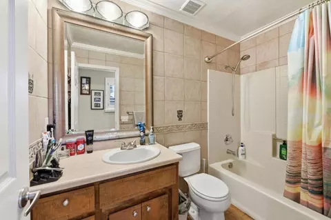 Bath - 2440 Pleasant Valley Rd, Placerville, CA 95667 photo 1 of 3