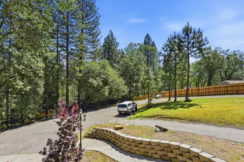 Exterior - 2440 Pleasant Valley Rd, Placerville, CA 95667 photo 1 of 12