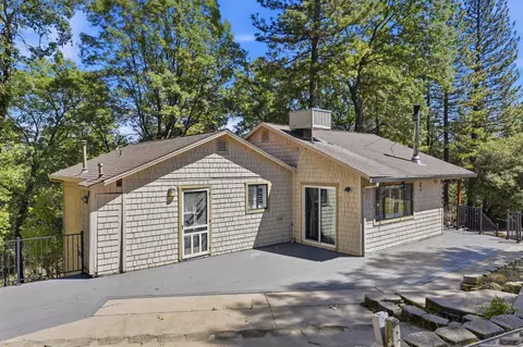 Exterior - 2440 Pleasant Valley Rd, Placerville, CA 95667 photo 11 of 12