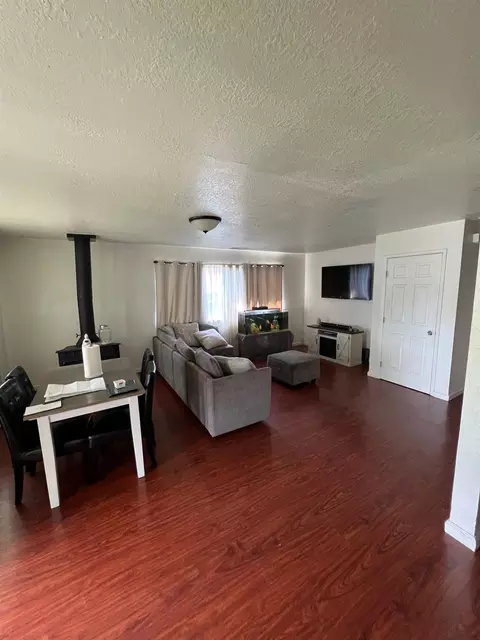 308 Georgiana Dr, Isleton, CA 95641 photo 3