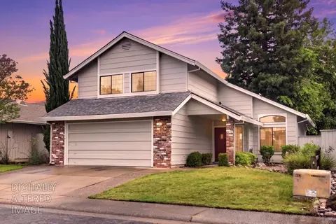 7736 Auburn Woods Dr, Citrus Heights, CA 95610