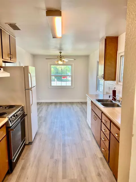 Kitchen - 5204 Marconi Ave, Carmichael, CA 95608 photo 2 of 3