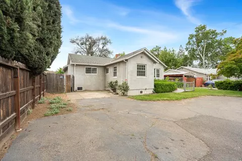 Exterior - 5204 Marconi Ave, Carmichael, CA 95608 photo 2 of 6