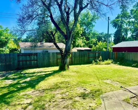 Exterior - 5204 Marconi Ave, Carmichael, CA 95608 photo 6 of 6