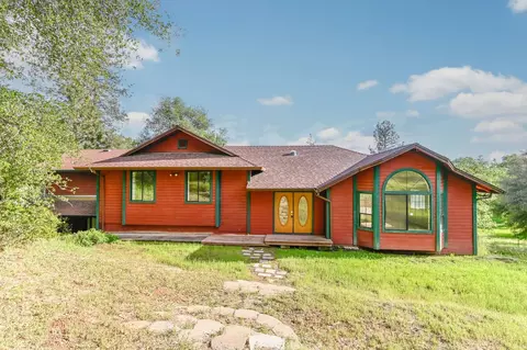 3090 Horseshoe Bend Rd, Somerset, CA 95684