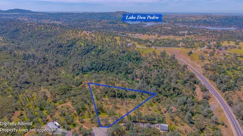 3222 Hormiga Ct, Coulterville, CA 95311