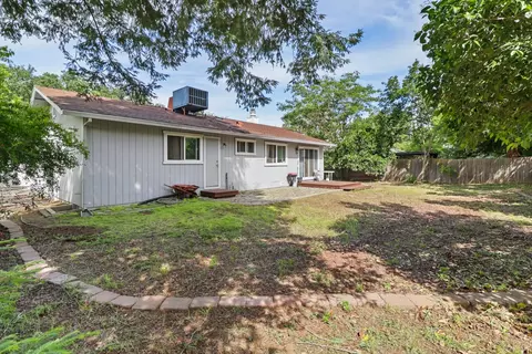 Exterior - 2716 Zachman Way, Carmichael, CA 95608 photo 7 of 17