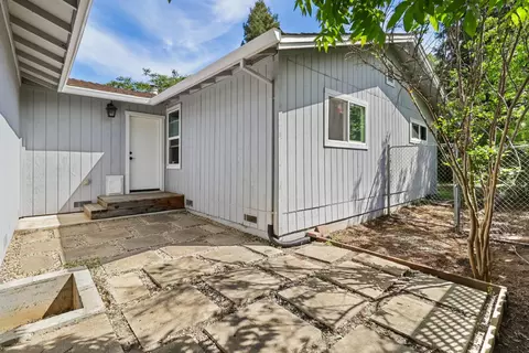Exterior - 2716 Zachman Way, Carmichael, CA 95608 photo 13 of 17