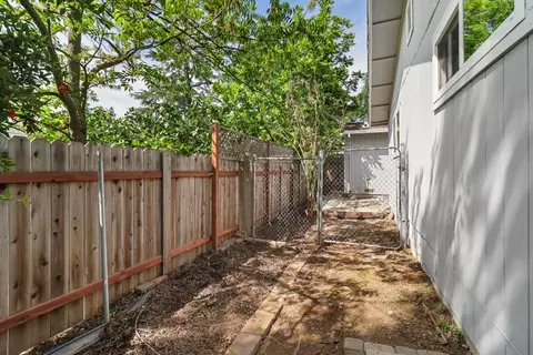 Exterior - 2716 Zachman Way, Carmichael, CA 95608 photo 9 of 17