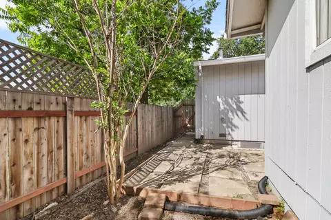Exterior - 2716 Zachman Way, Carmichael, CA 95608 photo 14 of 17