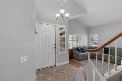 Entry Way - 1004 Shasta Ave, Modesto, CA 95358 photo 13 of 15