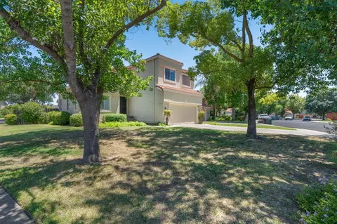 Exterior - 1004 Shasta Ave, Modesto, CA 95358 photo 18 of 19