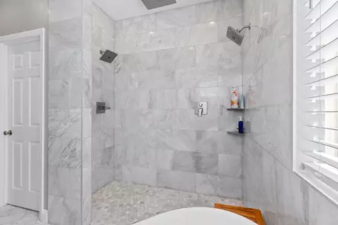 Bath - 4221 Passages Ln, Modesto, CA 95356 photo 3 of 4