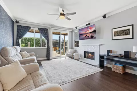 Living - 4221 Passages Ln, Modesto, CA 95356 photo 1 of 2